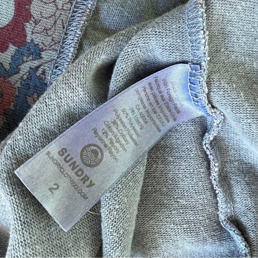 Sundry Paisley Raglan Top - Picture 7 of 8